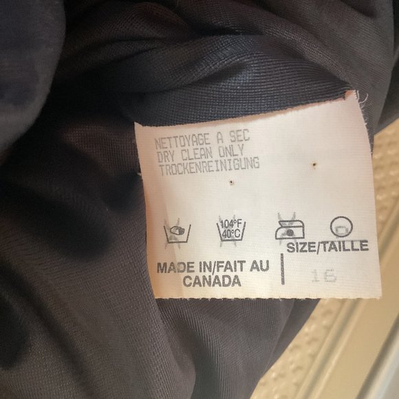 Gorgeous Lori Weidner Evening Gown with Black Velvet Blazer - Picture 6 of 10